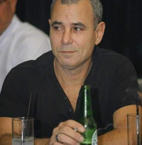אשר בוזגלו